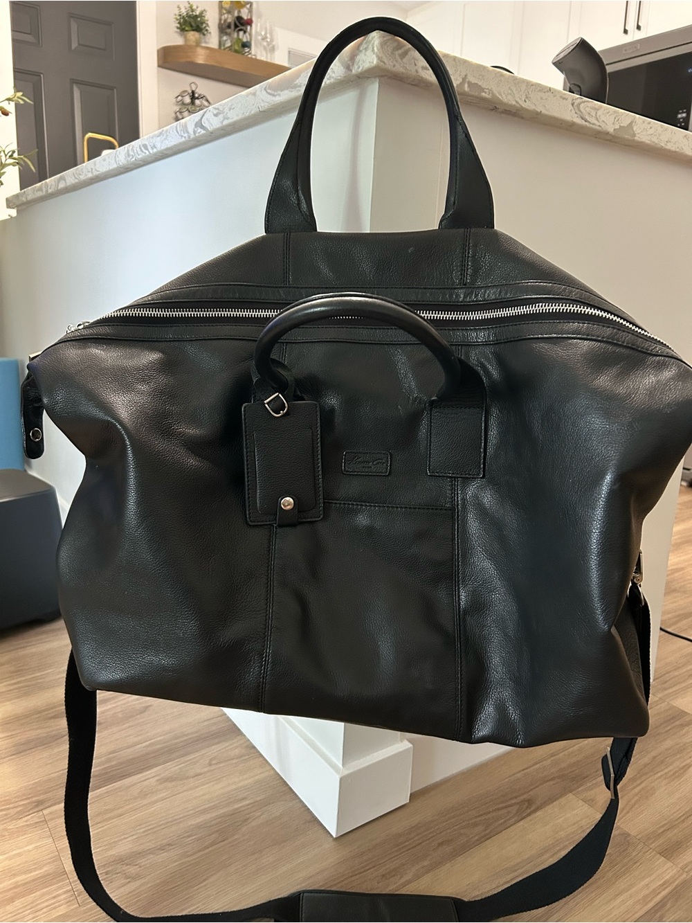 Kenneth Cole Black Leather Travel Weekender Duffel